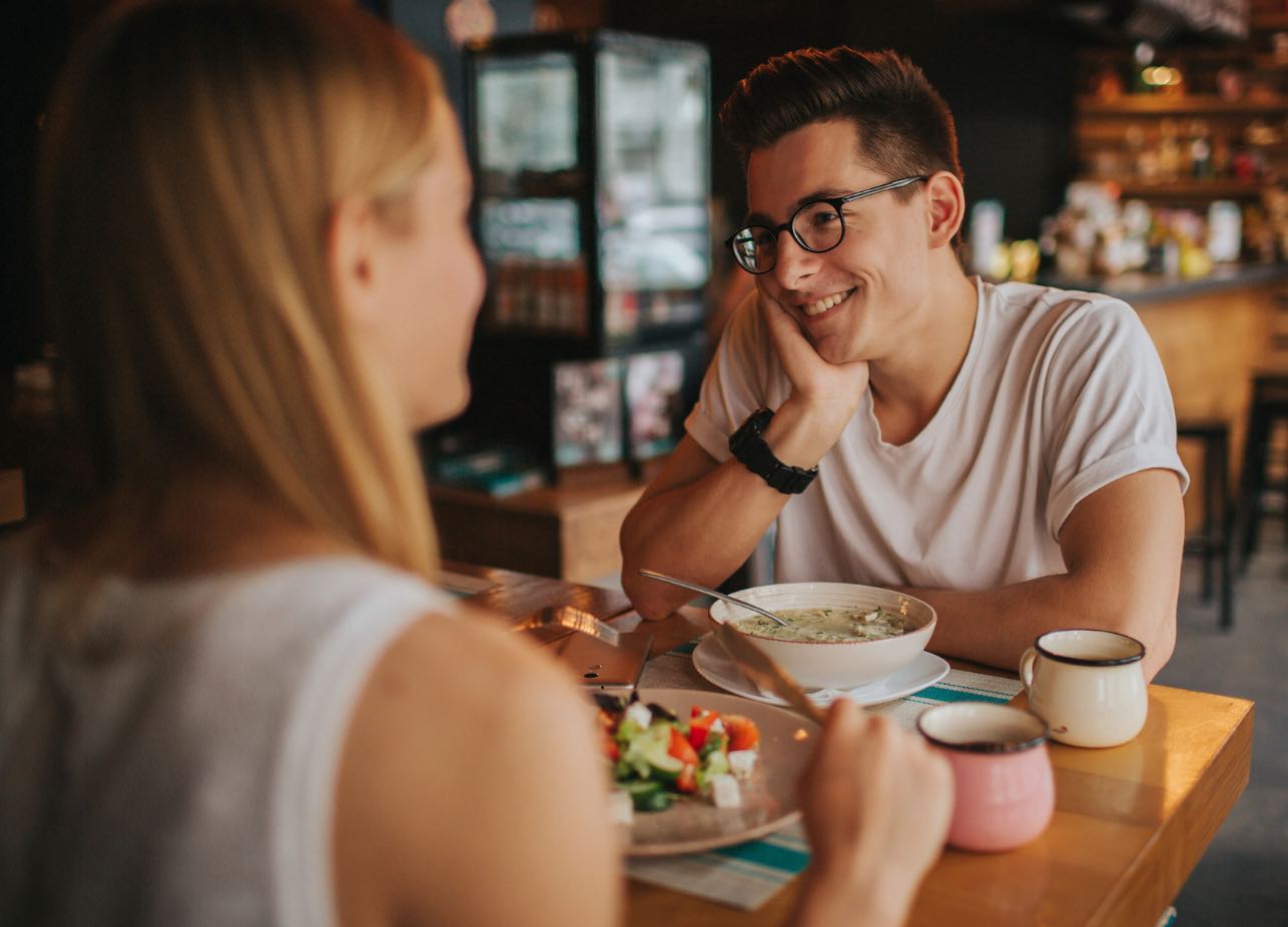 3 simple ways to grow trust while dating - Christian Connection dating advice