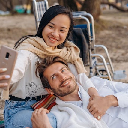 3 important dating green flags to look out for - Christian Connection blog